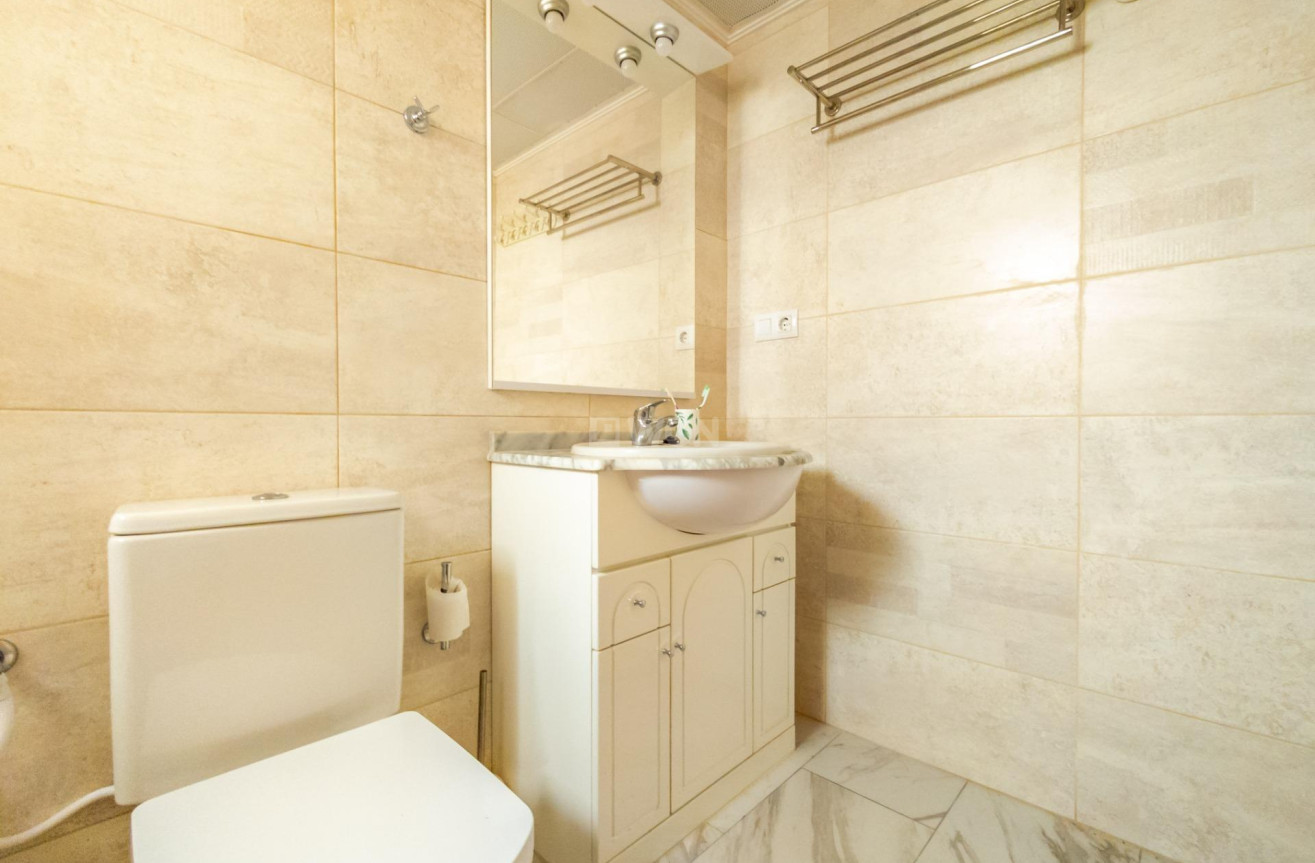 Odsprzedaż - Kamienica - Torrevieja - Cabo Cervera