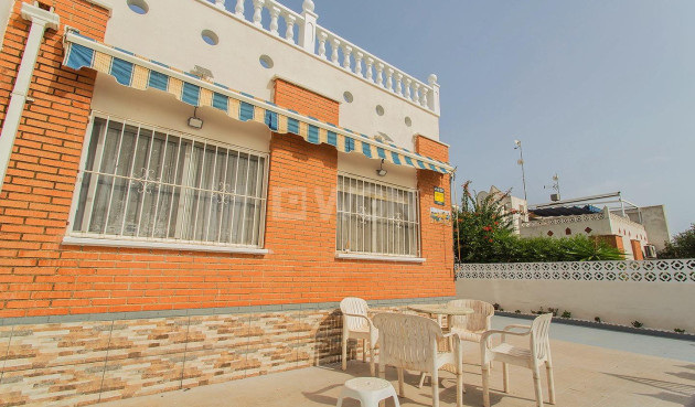 Resale - Villa - Orihuela - Urbanización Perla Del Mar