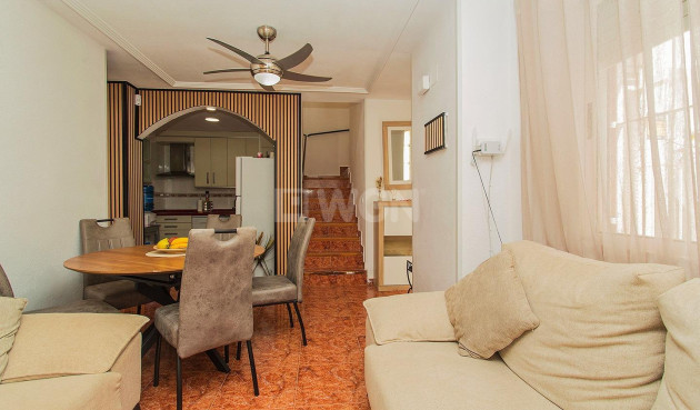 Resale - Villa - Orihuela - Urbanización Perla Del Mar