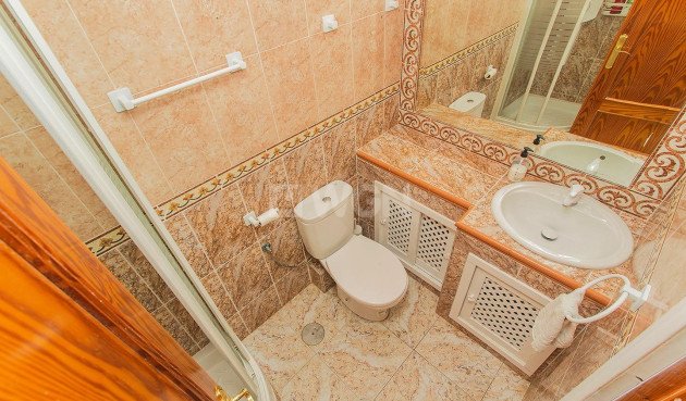 Resale - Villa - Orihuela - Urbanización Perla Del Mar