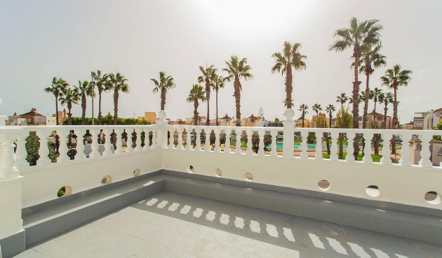 Resale - Villa - Orihuela - Urbanización Perla Del Mar