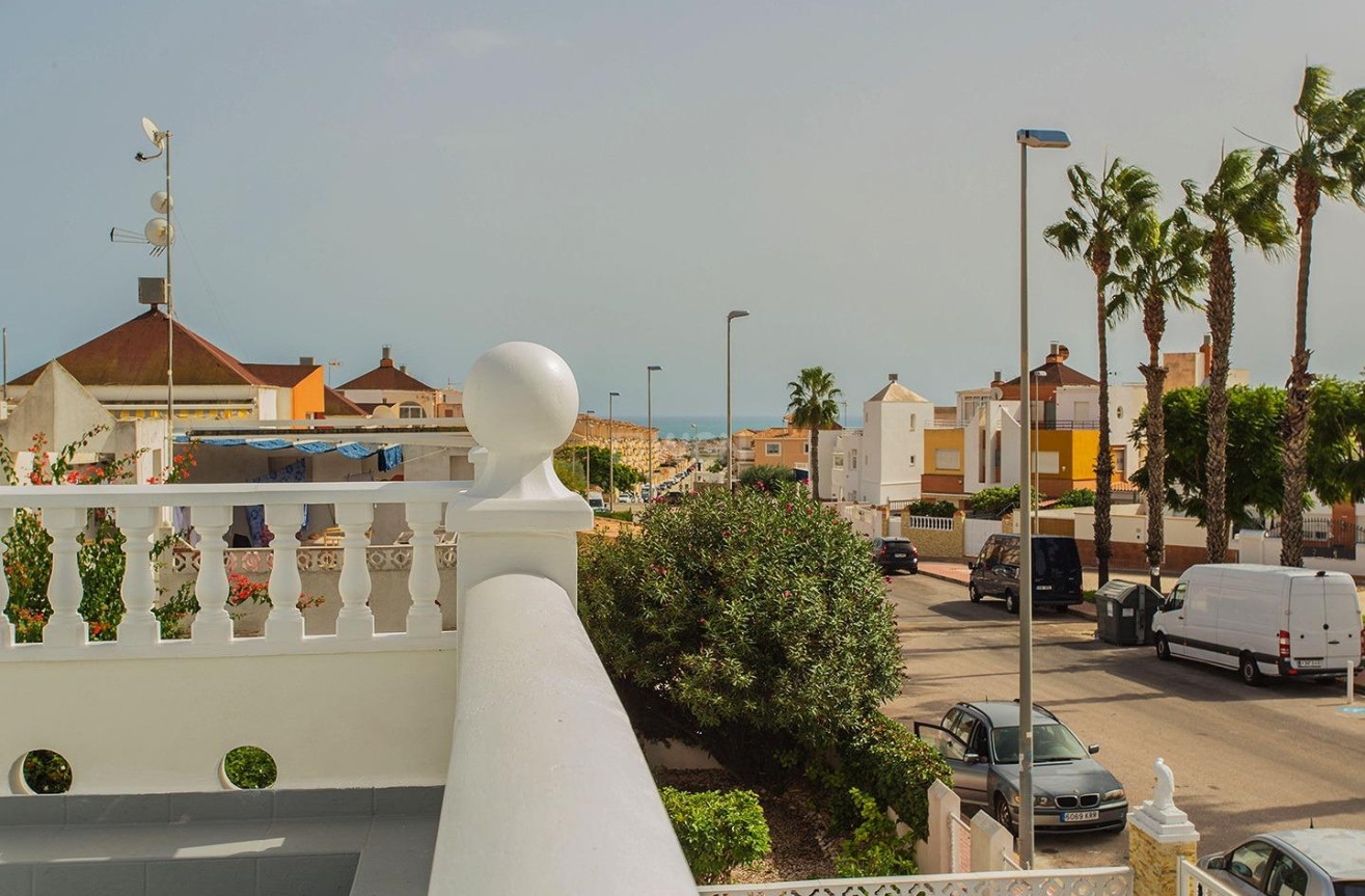 Resale - Villa - Orihuela - Urbanización Perla Del Mar