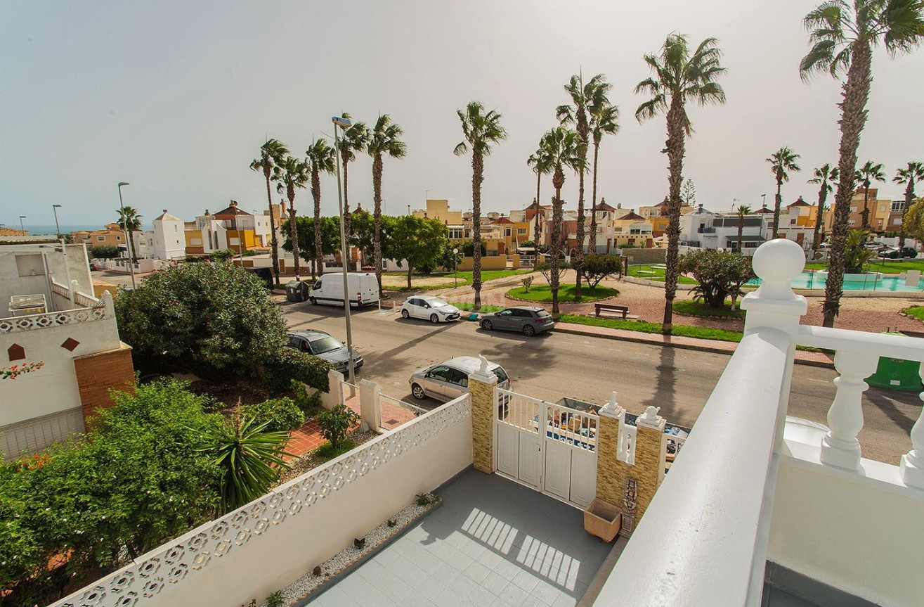 Resale - Villa - Orihuela - Urbanización Perla Del Mar