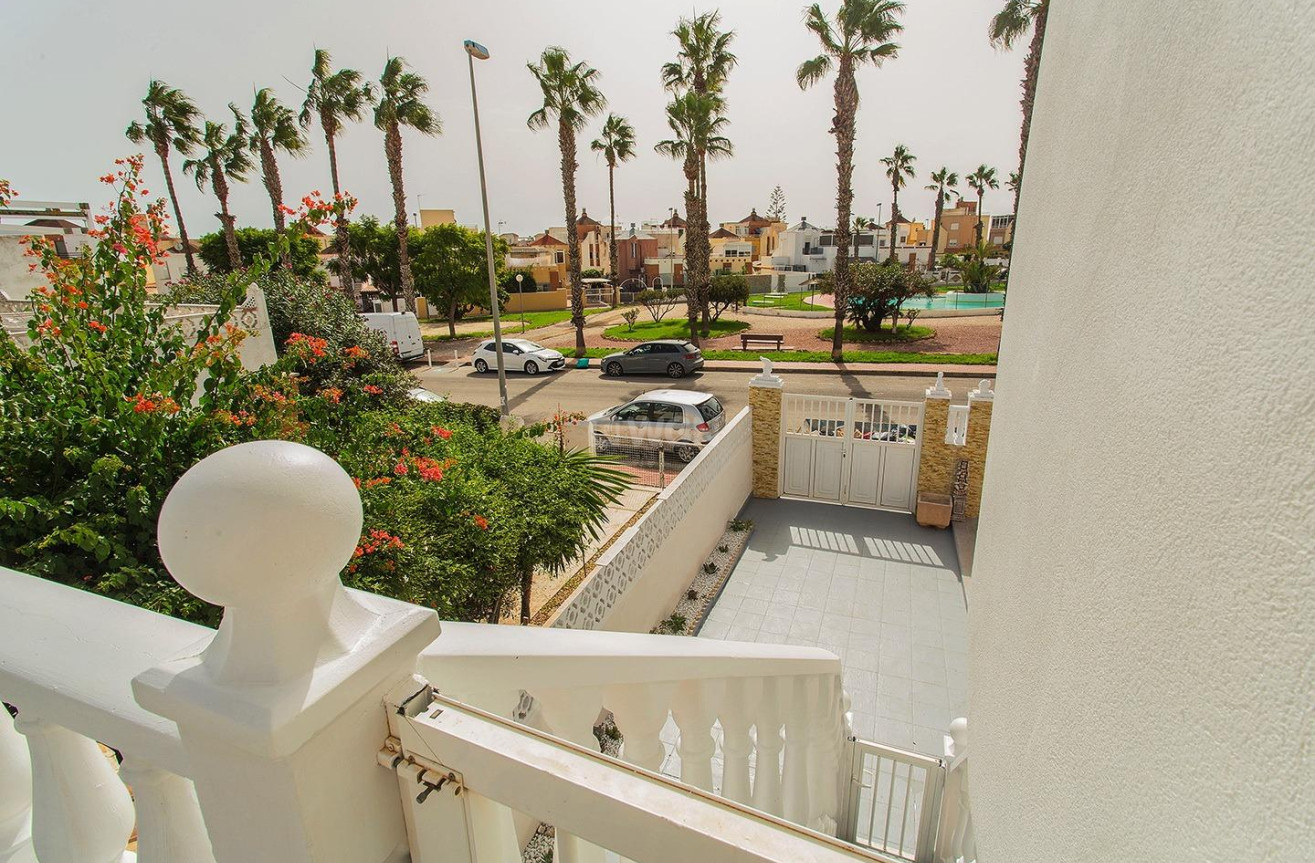 Resale - Villa - Orihuela - Urbanización Perla Del Mar