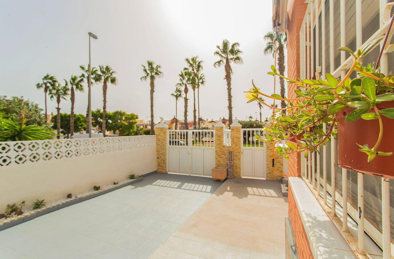 Resale - Villa - Orihuela - Urbanización Perla Del Mar