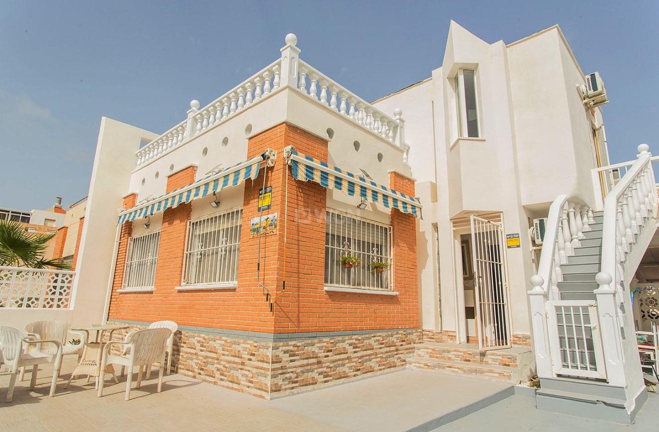Resale - Villa - Orihuela - Urbanización Perla Del Mar