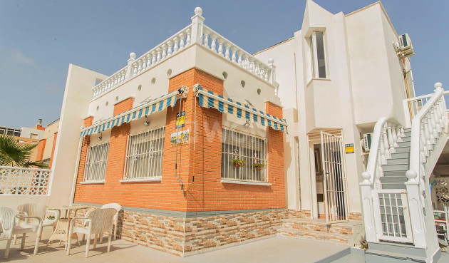 Resale - Villa - Orihuela - Urbanización Perla Del Mar