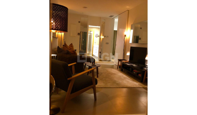 Odsprzedaż - Mieszkanie w bloku - Benidorm - Costa Blanca