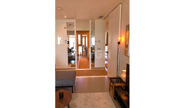 Odsprzedaż - Mieszkanie w bloku - Benidorm - Costa Blanca