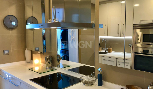 Odsprzedaż - Mieszkanie w bloku - Benidorm - Costa Blanca