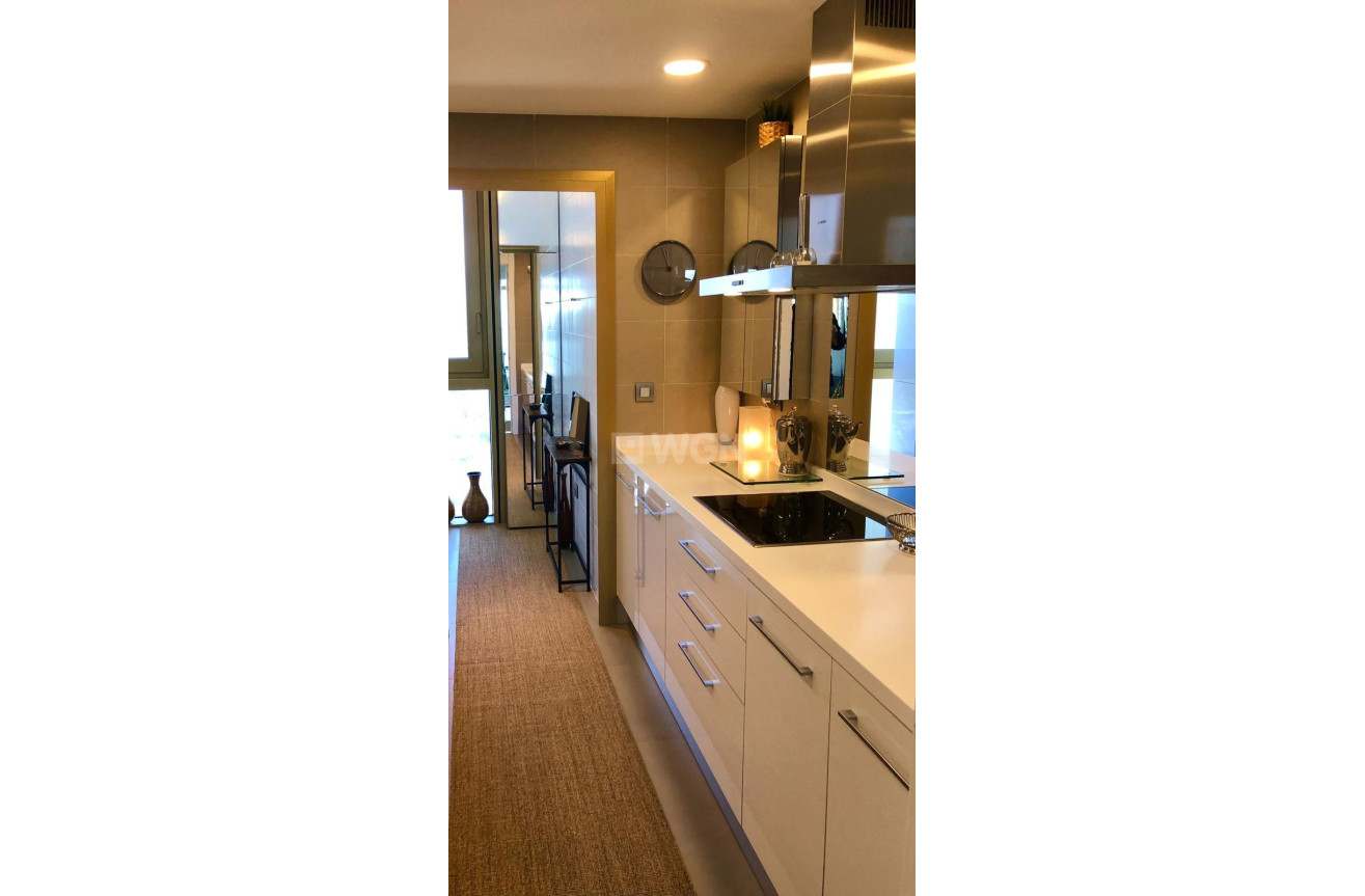 Odsprzedaż - Mieszkanie w bloku - Benidorm - Costa Blanca