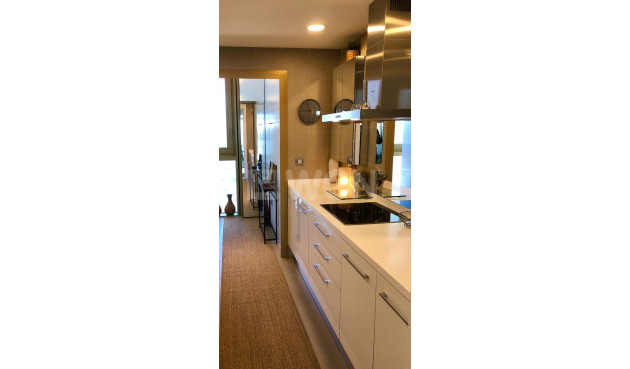 Odsprzedaż - Mieszkanie w bloku - Benidorm - Costa Blanca