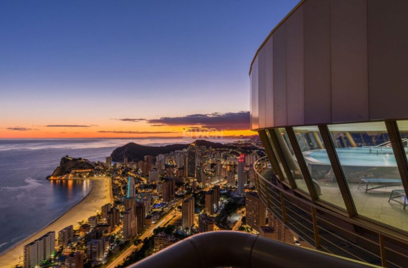 Odsprzedaż - Mieszkanie w bloku - Benidorm - Costa Blanca