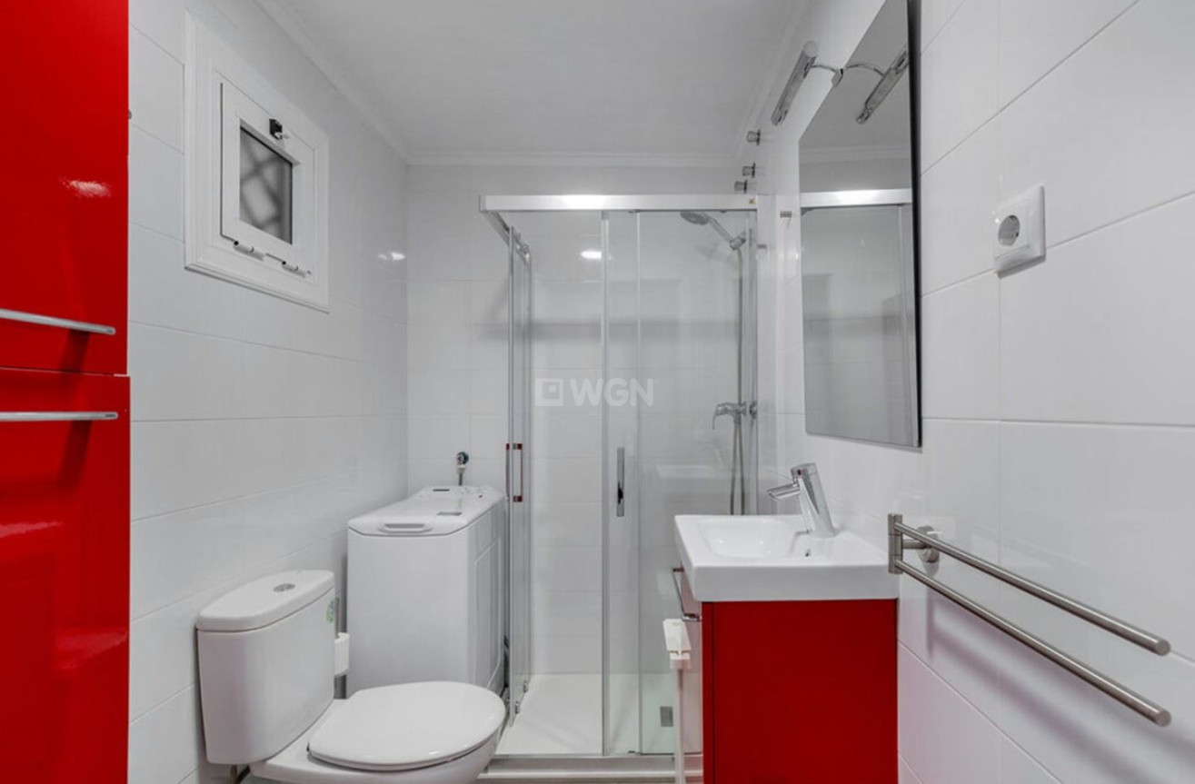 Resale - Apartment / flat - Torrevieja - Costa Blanca