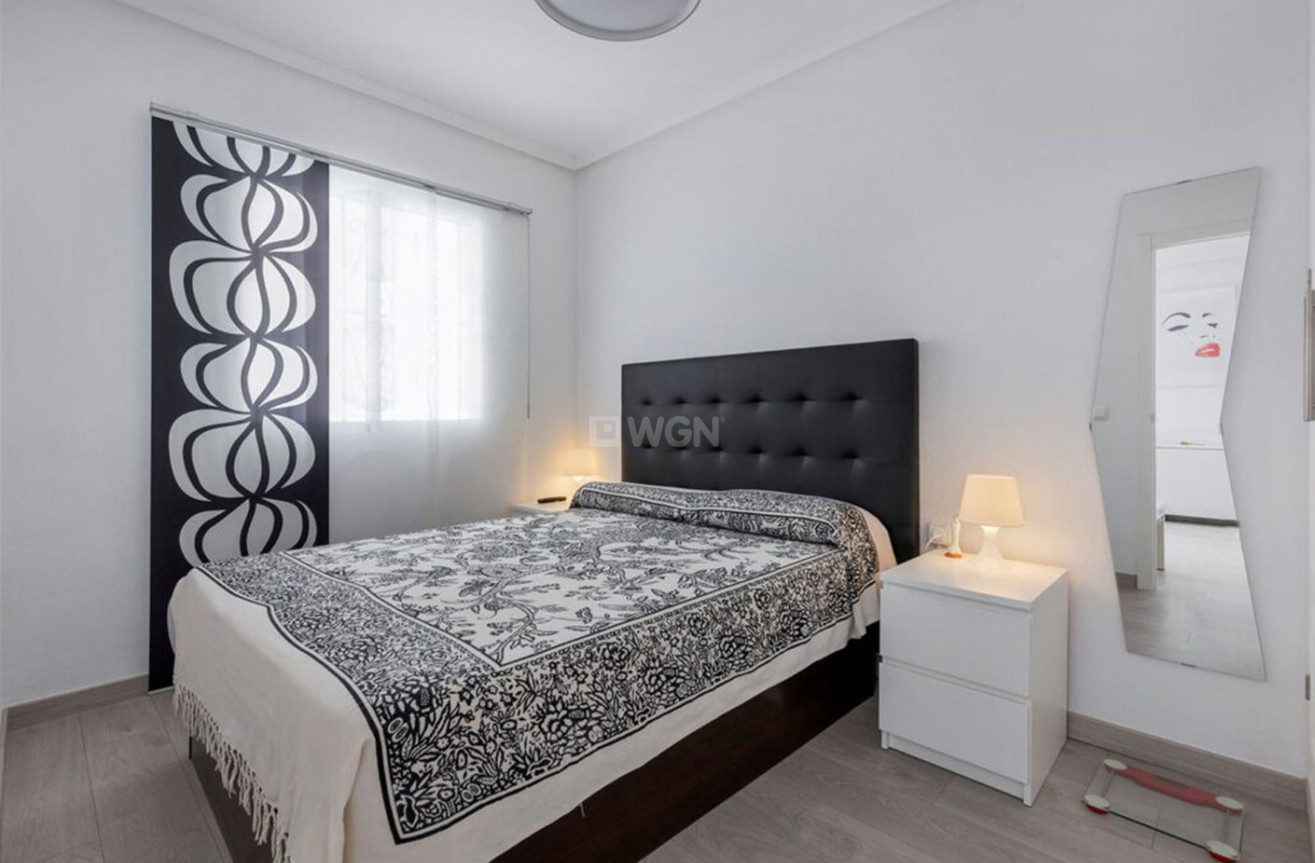 Resale - Apartment / flat - Torrevieja - Costa Blanca