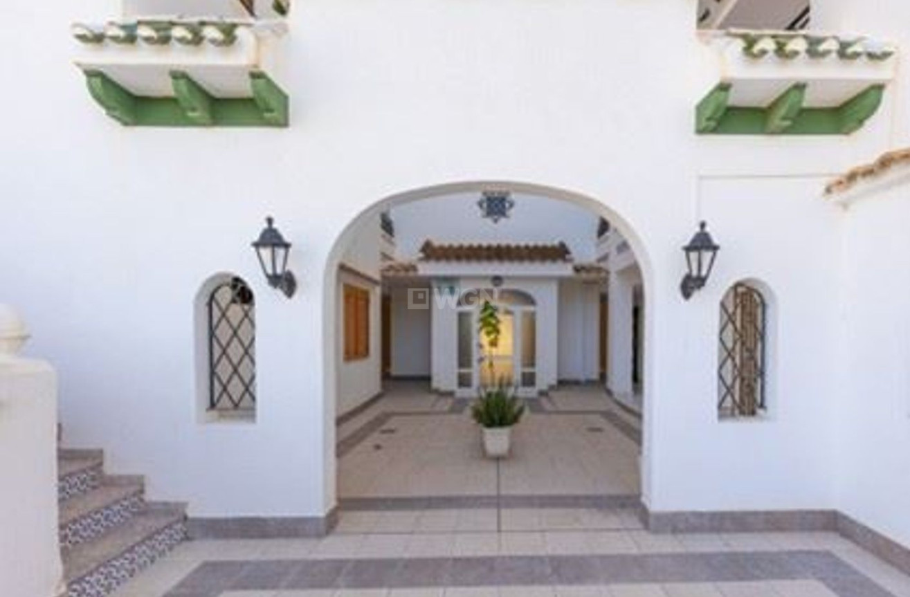 Resale - Apartment / flat - Torrevieja - Costa Blanca