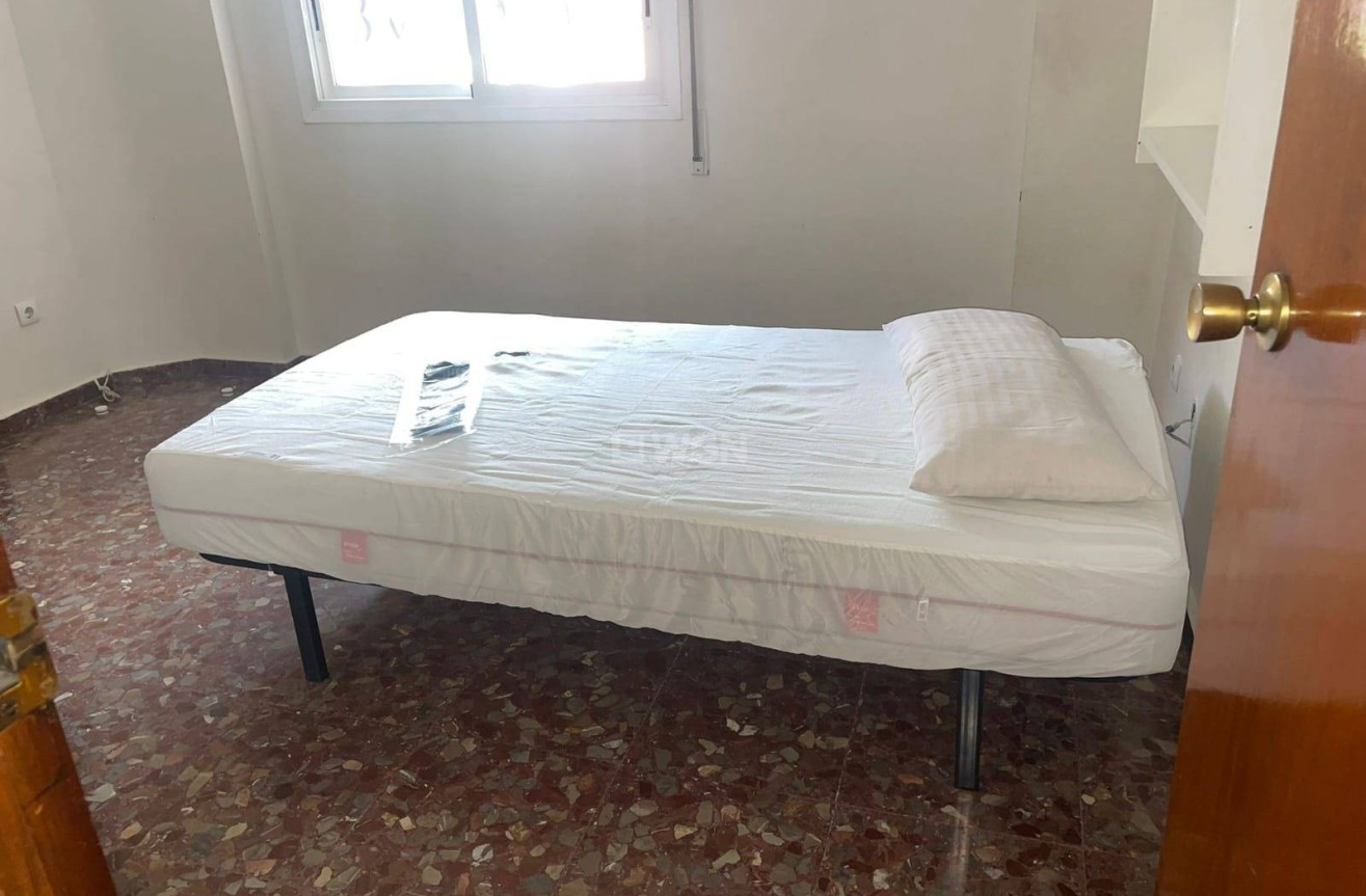 Reventa - Apartamento / piso - Murcia - Centrofama