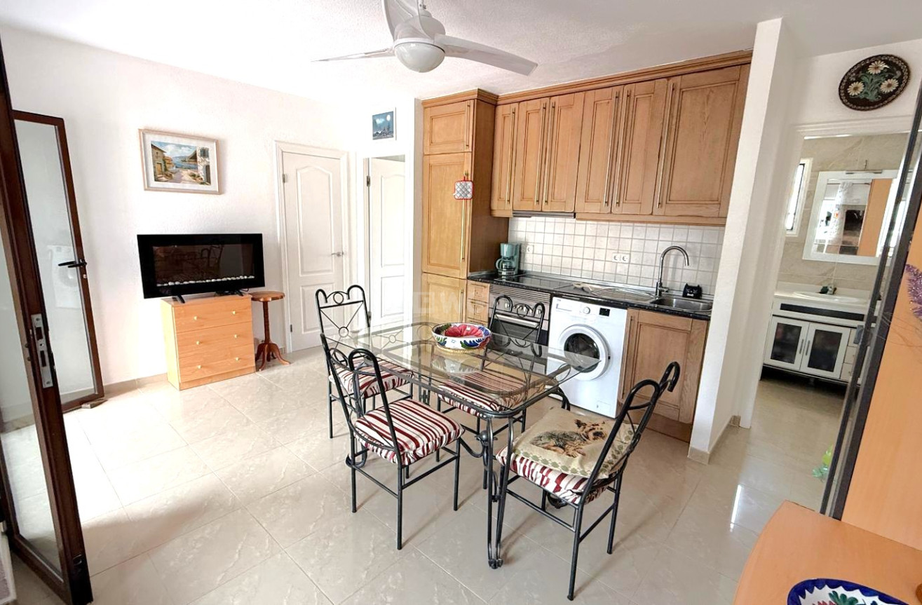 Resale - Apartment / flat - San Miguel de Salinas - Inland