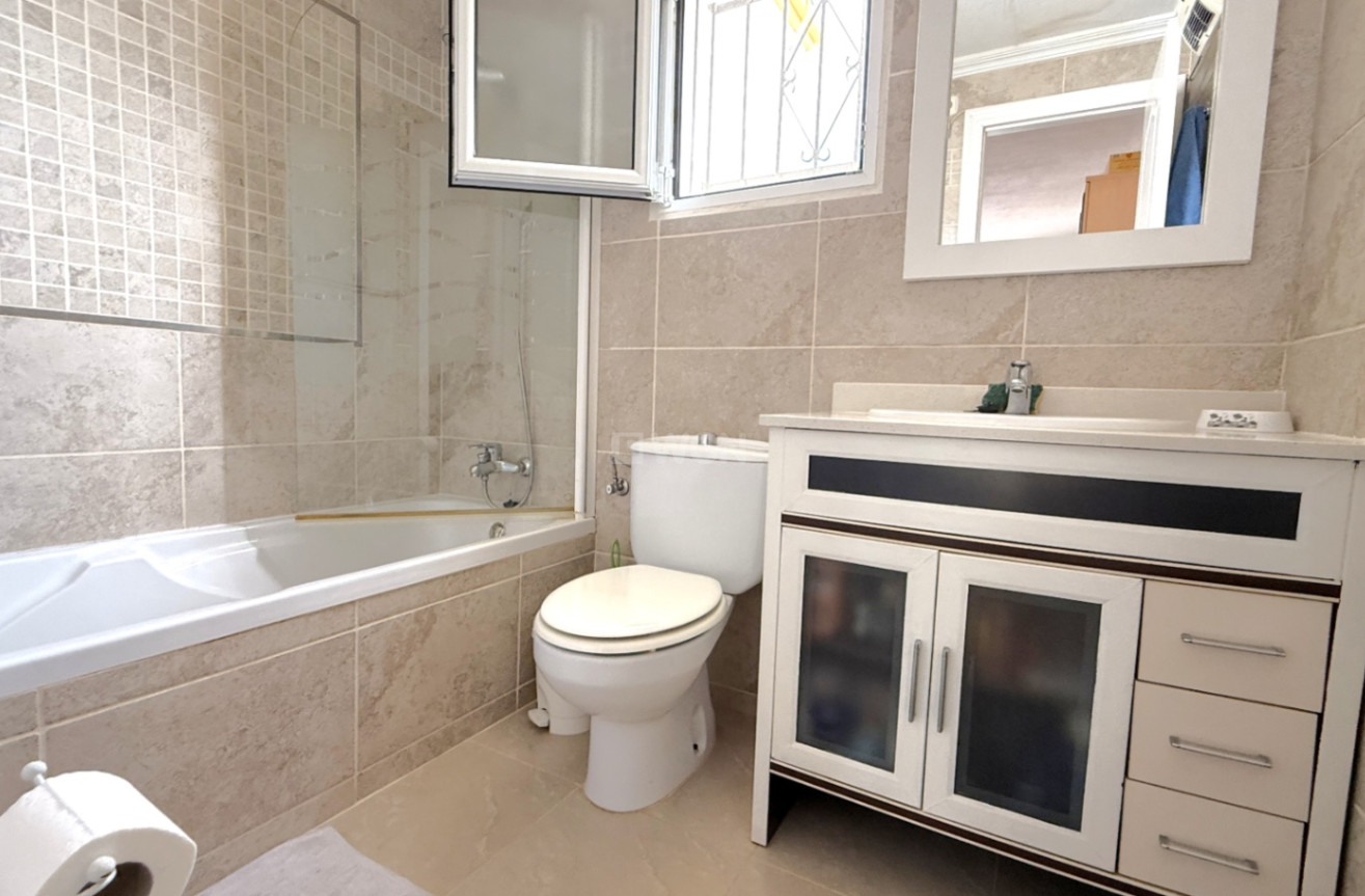 Resale - Apartment / flat - San Miguel de Salinas - Inland