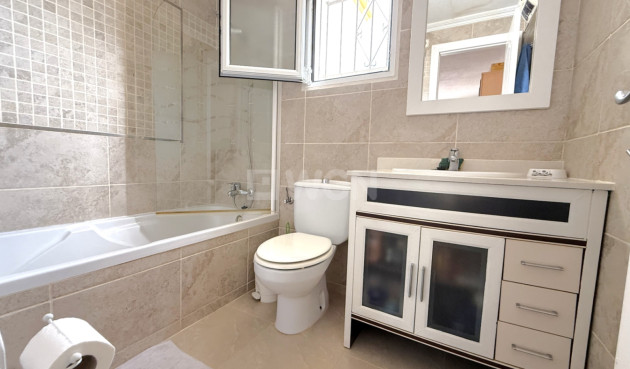 Resale - Apartment / flat - San Miguel de Salinas - Inland