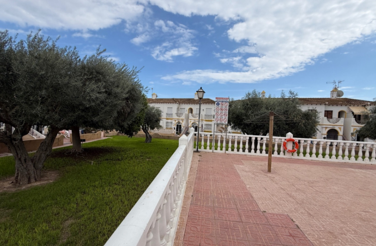 Resale - Apartment / flat - San Miguel de Salinas - Inland