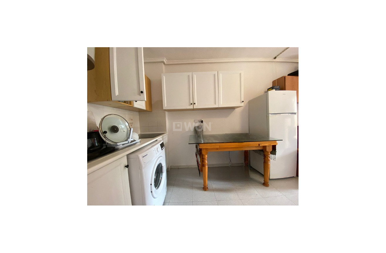 Resale - Apartment / flat - Torrevieja - Costa Blanca