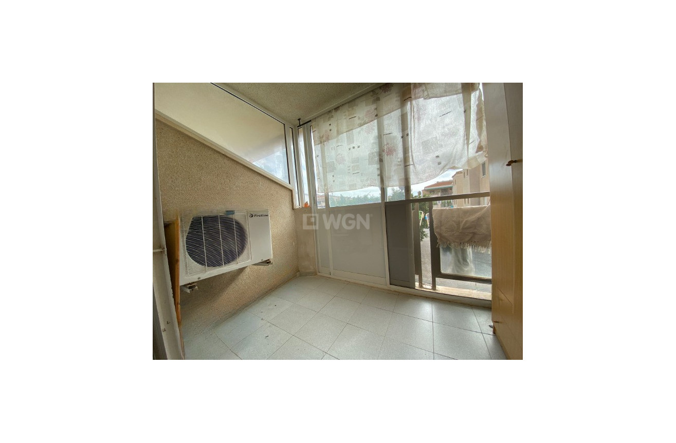 Resale - Apartment / flat - Torrevieja - Costa Blanca