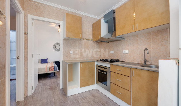 Odsprzedaż - Kamienica - Torrevieja - La Siesta - El Salado - Torreta