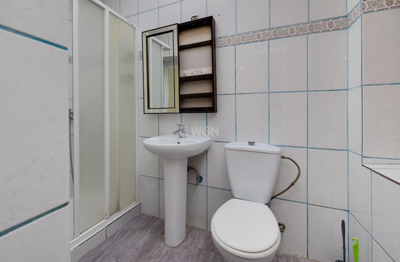 Odsprzedaż - Kamienica - Torrevieja - La Siesta - El Salado - Torreta