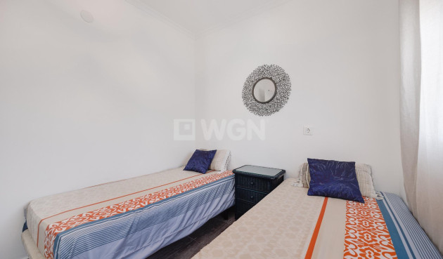 Odsprzedaż - Kamienica - Torrevieja - La Siesta - El Salado - Torreta