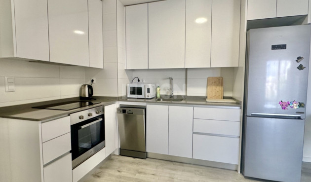 Odsprzedaż - Mieszkanie w bloku - Orihuela Costa - Costa Blanca