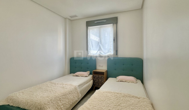 Odsprzedaż - Mieszkanie w bloku - Orihuela Costa - Costa Blanca