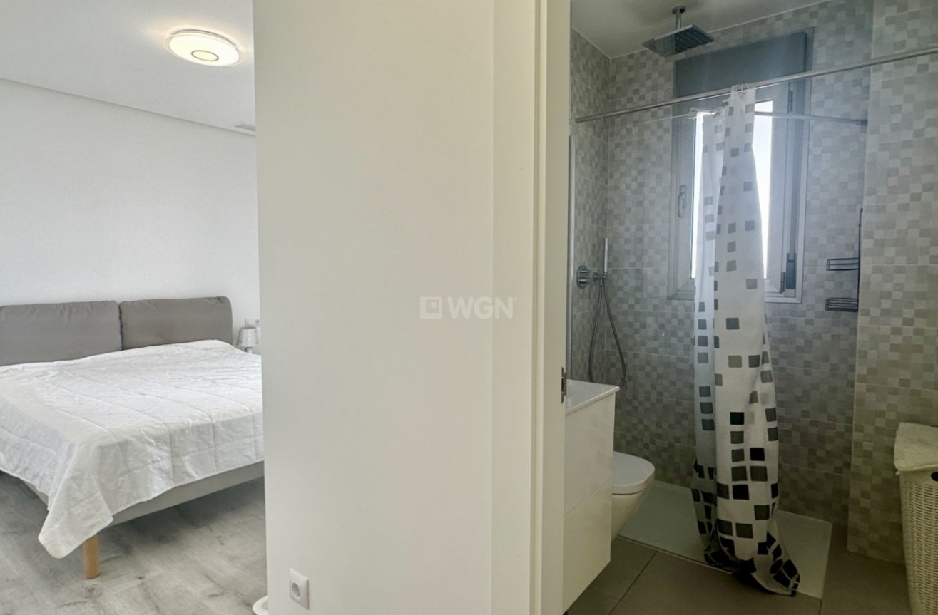 Odsprzedaż - Mieszkanie w bloku - Orihuela Costa - Costa Blanca