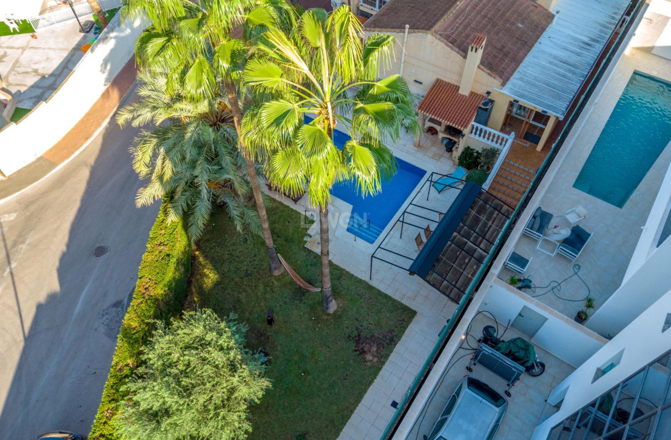 Reventa - Villa - Torrevieja - Los Balcones