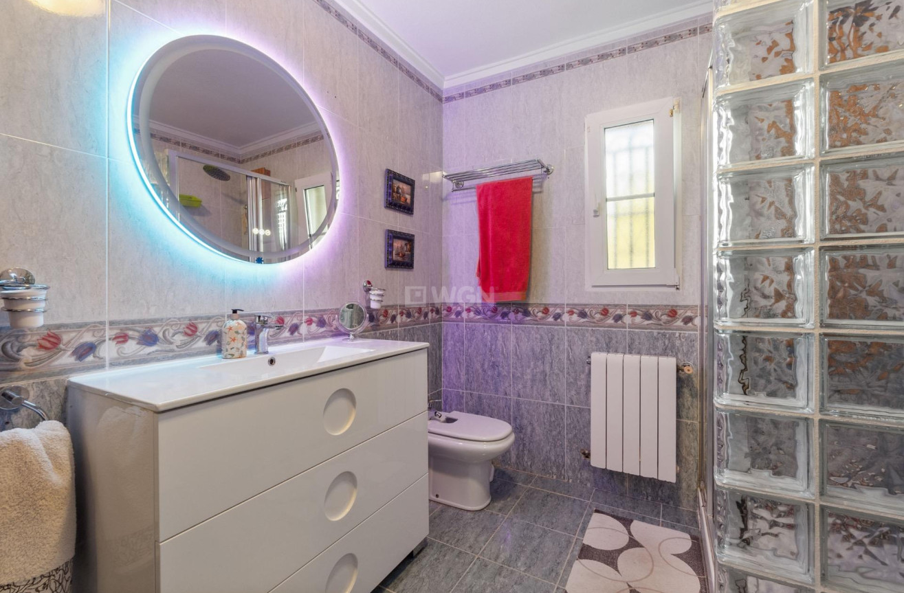 Reventa - Villa - Torrevieja - Los Balcones