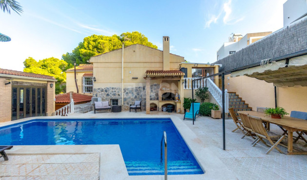 Reventa - Villa - Torrevieja - Los Balcones