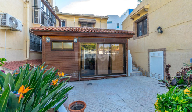 Reventa - Villa - Torrevieja - Los Balcones