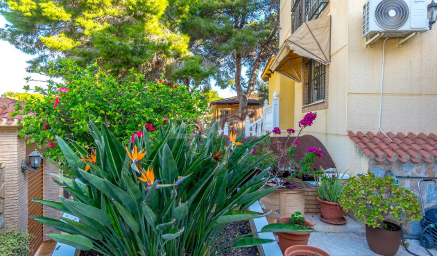 Reventa - Villa - Torrevieja - Los Balcones