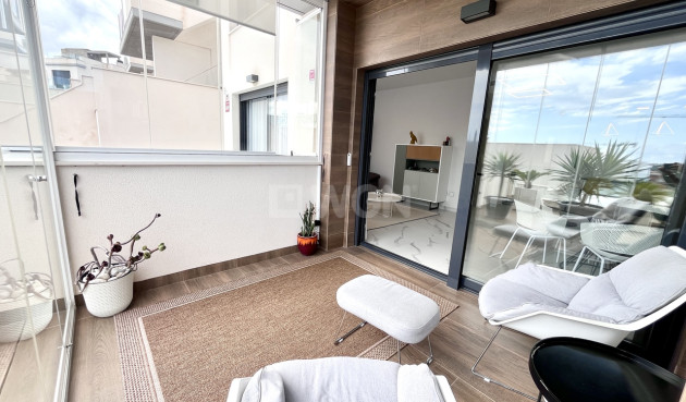 Odsprzedaż - Mieszkanie w bloku - San Miguel de Salinas - Inland