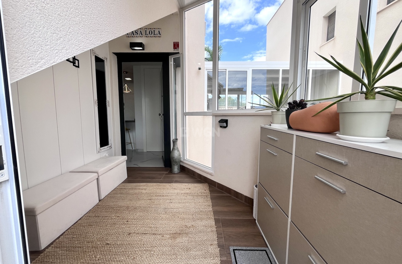 Odsprzedaż - Mieszkanie w bloku - San Miguel de Salinas - Inland