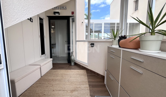 Odsprzedaż - Mieszkanie w bloku - San Miguel de Salinas - Inland