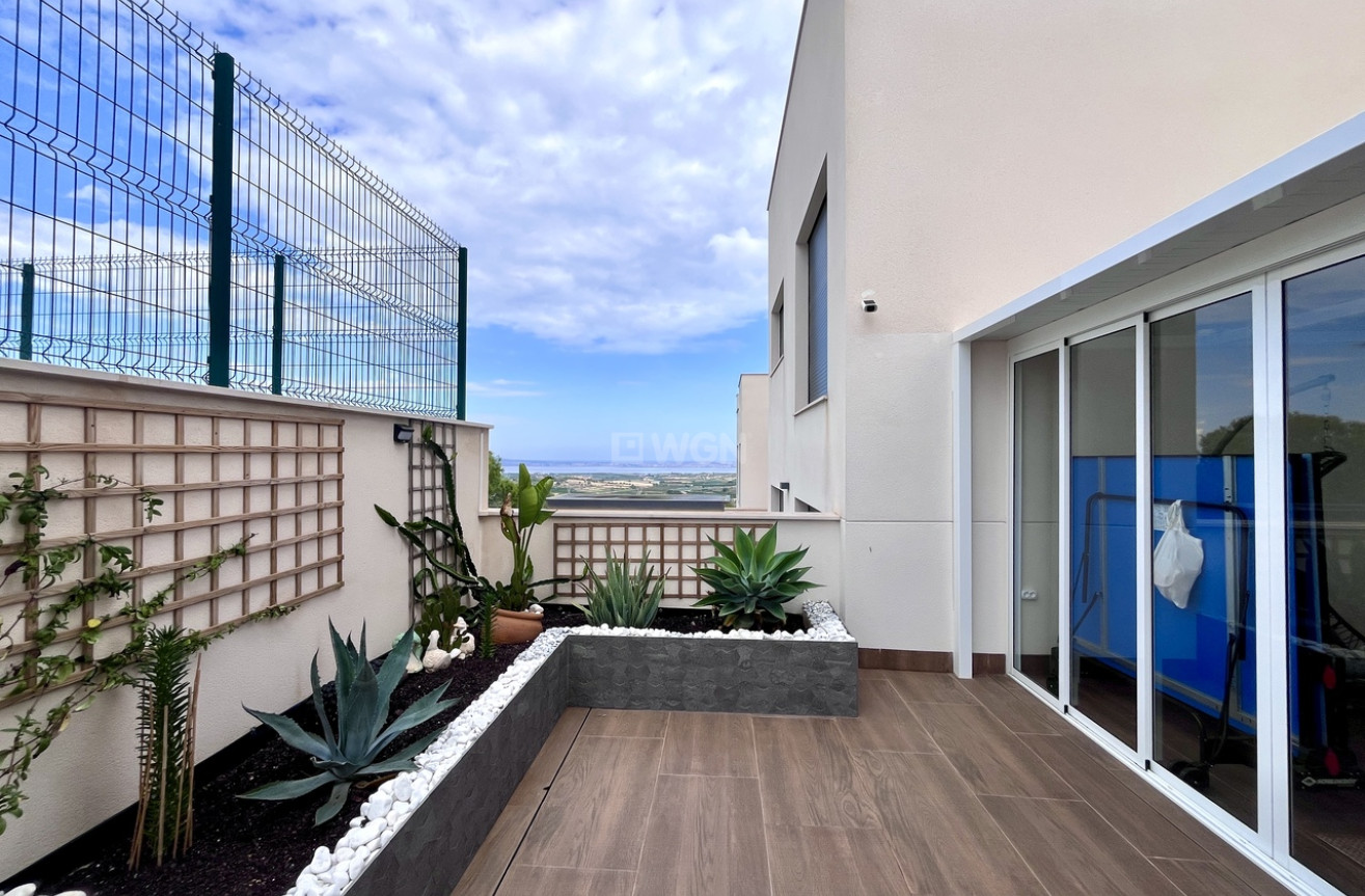 Odsprzedaż - Mieszkanie w bloku - San Miguel de Salinas - Inland