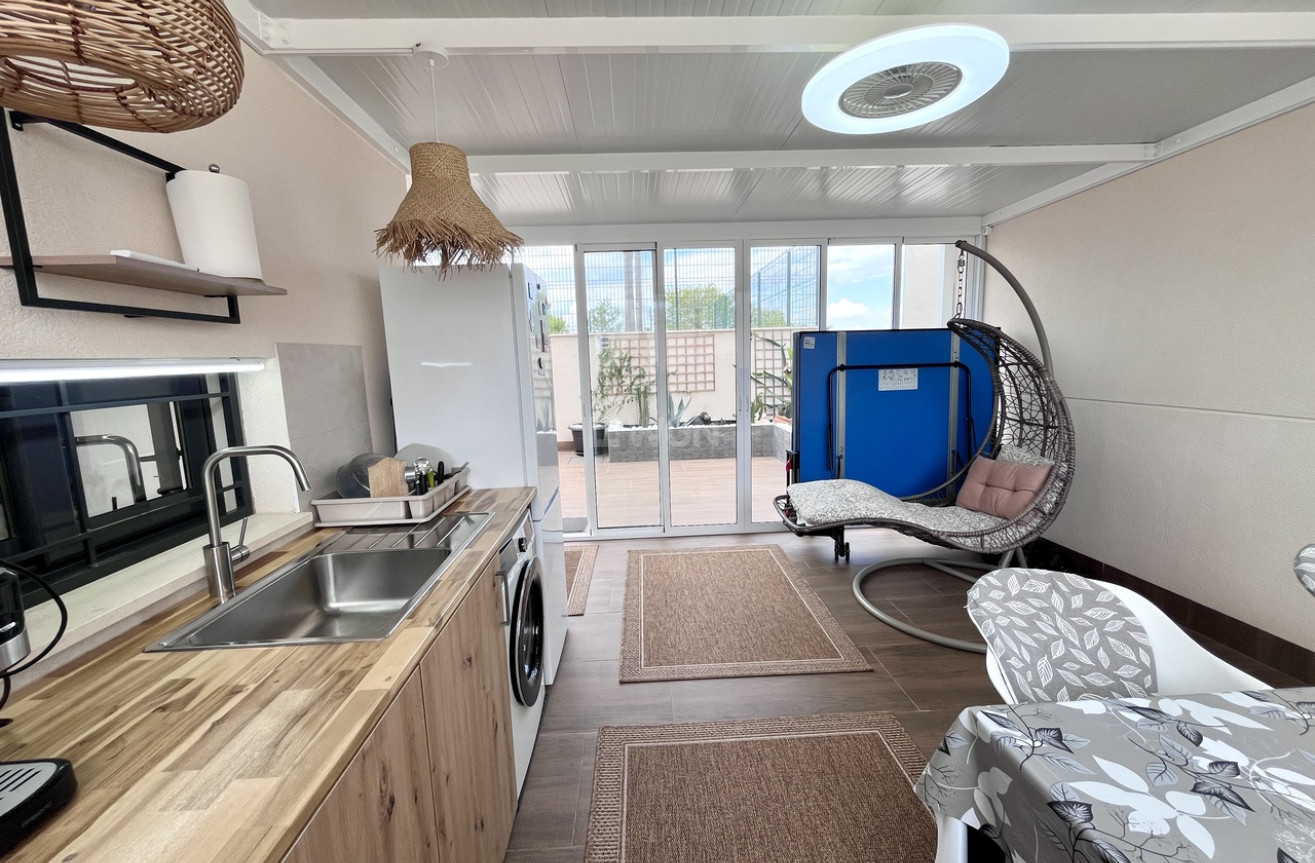 Odsprzedaż - Mieszkanie w bloku - San Miguel de Salinas - Inland