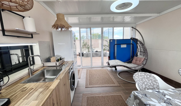 Odsprzedaż - Mieszkanie w bloku - San Miguel de Salinas - Inland