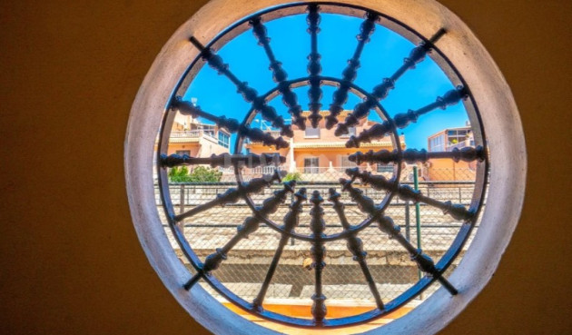 Odsprzedaż - Daszek - Torrevieja - Costa Blanca