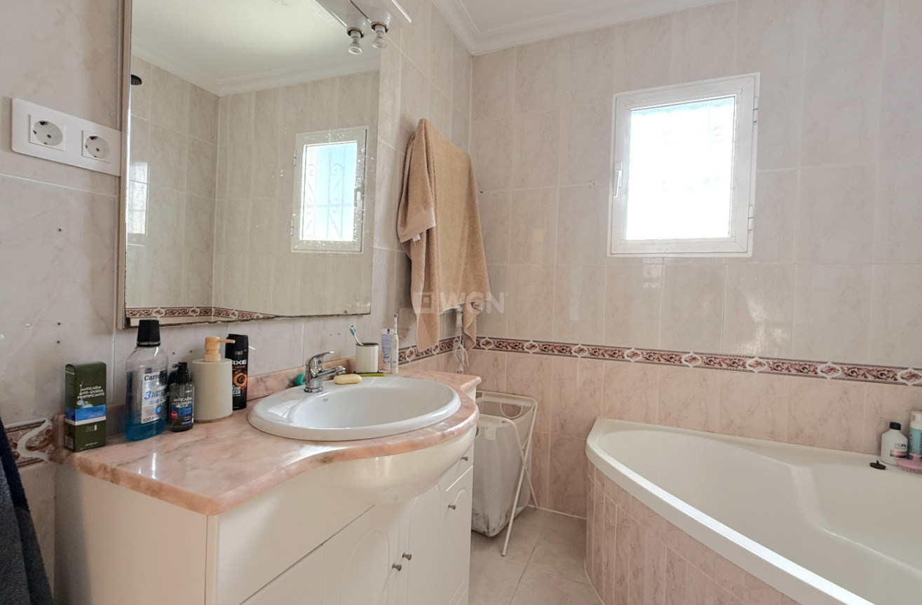 Odsprzedaż - Property - Torrevieja - Costa Blanca