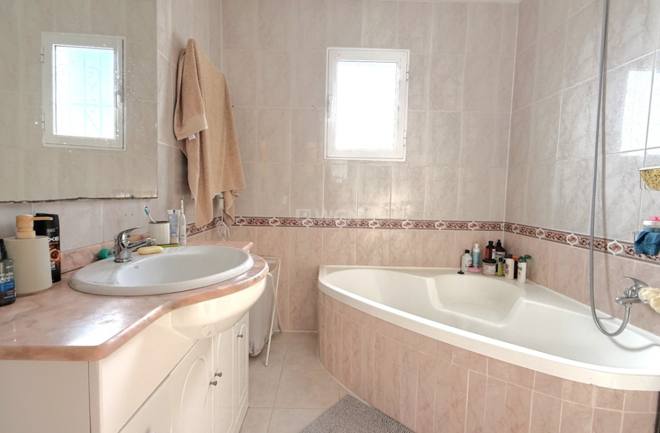 Odsprzedaż - Property - Torrevieja - Costa Blanca