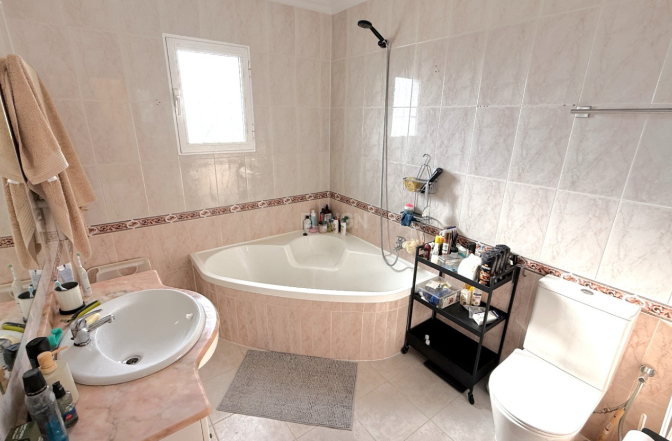 Odsprzedaż - Property - Torrevieja - Costa Blanca