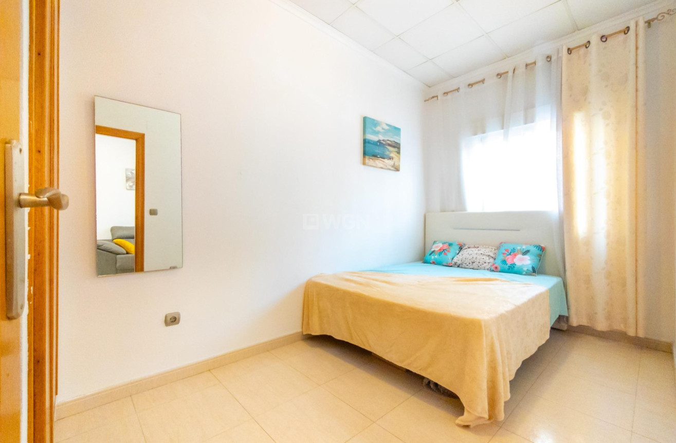 Resale - Apartment / flat - Torrevieja - Centro