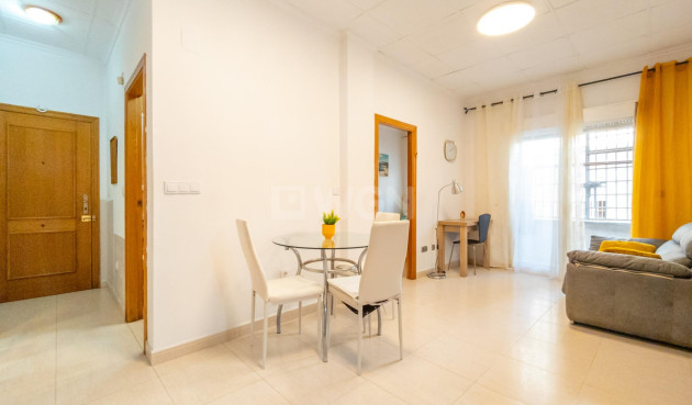 Resale - Apartment / flat - Torrevieja - Centro